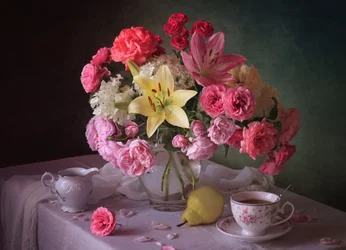 Fleurs et thé à l