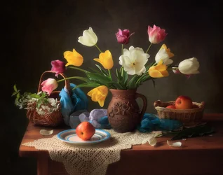 Nature morte classique aux tulipes