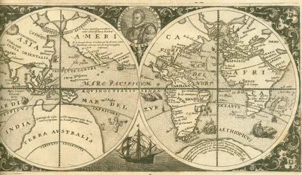 Page de titre de Americae Pars VIII avec un portrait de Francis Drake et son navire, le Golden Hind