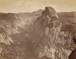 [Le demi-dôme depuis Glacier Point, Yosemite]