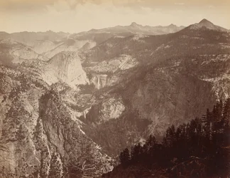 [La vallée de Yosemite vue du ciel] / [Yowiye et Piwyack. Vernal et Nevada Fall. Vallée de Yosemite depuis Glacier Point] / [Yowiye et Piwyack.