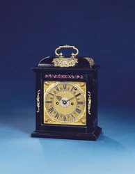 Horloge de support montée de la reine Anne avec répétition des quarts, No. 376, vers 1705