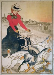 Femme sur vélocipède motorisé et groupe d