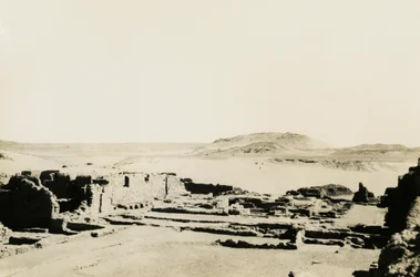 Zone commerciale du monastère de Saint-Siméon, Assouan, Égypte, photographie d