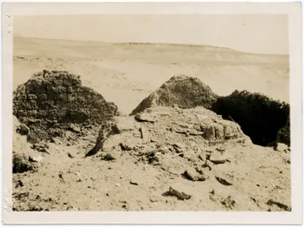 Tombes dans la nécropole, monastère de Saint-Siméon, Assouan, Égypte, photographie d