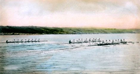 Un essai des équipes de Cornell sur le lac Cayuga, 1906