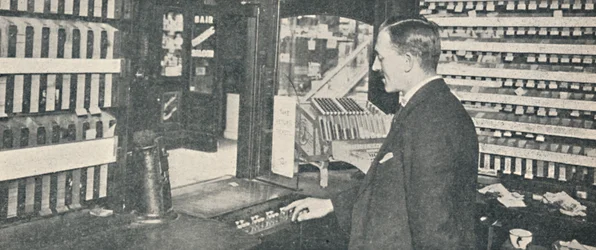 Machines automatiques de billets et de monnaie à Westminster, 1926