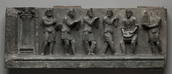 Relief bacchanal, 1-100