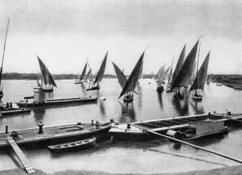 Bateaux sur le Nil, Le Caire, Égypte, vers les années 1920
