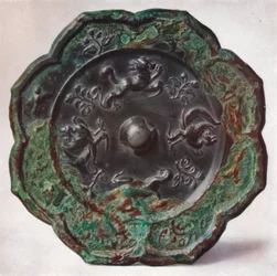 Miroir en bronze : Dynastie Tang, 618-907