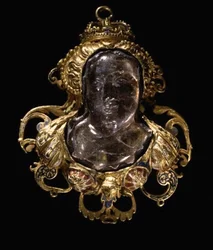 Camée avec buste de Diane de Poitiers 1499-1566, XVIe siècle