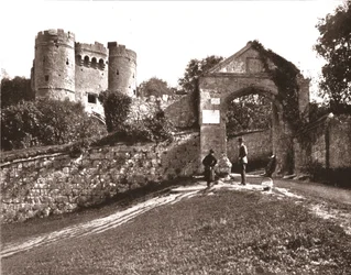 Château de Carisbrooke, Île de Wight, 1894