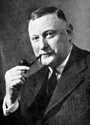 Cecil John Charles Street 1884-1965, romancier anglais, début du 20e siècle