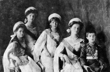 Enfants du tsar Nicolas II de Russie, vers 1910