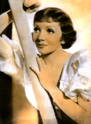 Claudette Colbert, actrice américaine née en France, 1934-1935