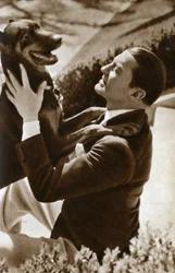 Clive Brook, acteur anglais, 1933