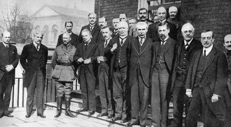 David Lloyd George, Premier ministre britannique, avec certains de ses collègues, 1917