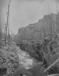Canyon des Diables, Banff, Canada, vers 1897