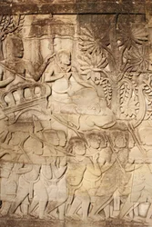 Éléphants et guerriersSculpture en relief sur la galerie extérieure est du Bayon, Siem Reap, Cambodge