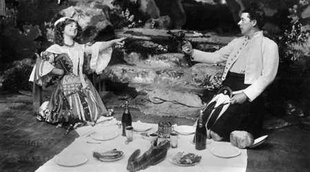 Ellaline Terriss et Seymour Hicks dans The Gay Gordons, vers 1907