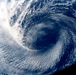 Œil de la tempête tropicale Blanca photographié entre le 17 et le 24 juin