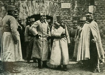 Général Kusmanek et le prince François-Joseph à la forteresse de Przemysl, Première Guerre mondiale, 1915