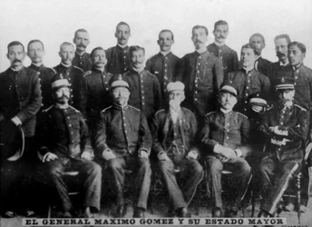Général Maximo Gomez et ses officiers supérieurs, 1897, années 1920