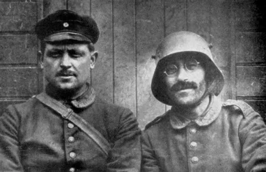 Prisonniers allemands capturés par les forces canadiennes, Vimy, France, Première Guerre mondiale