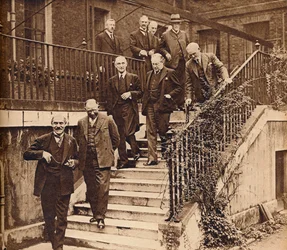 Le gouvernement en crise, formation d