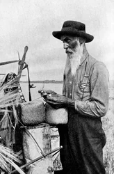 Temps de récolte dans le district de la rivière Rouge, Alberta, Canada, 1922