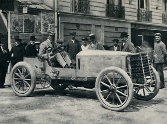 Jarrott avant le début de la course de la mort, 1937