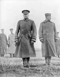 John Pershing et Hunter Liggett, généraux américains de la Première Guerre mondiale, mars 1918