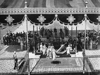 Le roi George V 1865-1936 et la reine Mary 1867-1953 au Delhi Durbar, Inde, 1911 1936