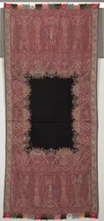 Long châle à centre noir et galerie exotique à quatre côtés de style chinoiserie, années 1840