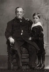 Louis Pasteur, chimiste et microbiologiste français, 1893