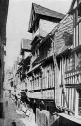 Lisieux médiéval, Normandie, France, vers 1930