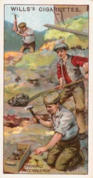 Exploitation de la pechblende, Cornouailles, Angleterre, vers 1916