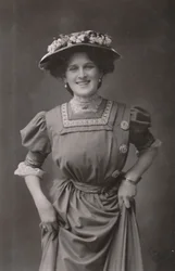 Miss Zena Dare, 1887-1975, vers 1930