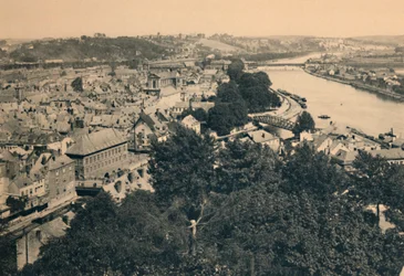 Namur. Vue de la ville et confluent de la Sambre et de la Meuse, vers 1900