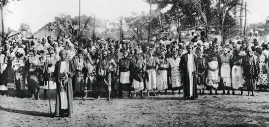 Danseurs indigènes à Mombasa, 1924-1925, 1937