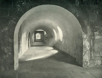Arc normand dans les cloîtres, Abbaye de Westminster, 1908