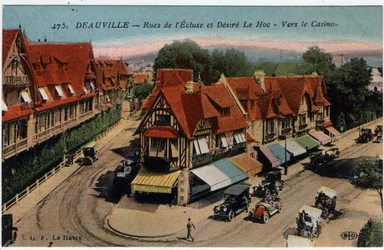 Normandie, Calvados (14), Deauville : maisons à colombages, rues de l