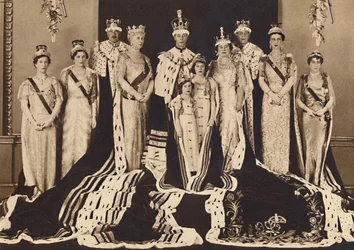 Groupe officiel du couronnement, 1937