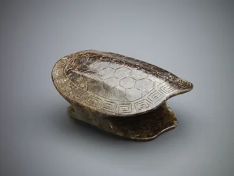 Ornement en forme de carapace de tortue, dynastie Ming, 1368-1644