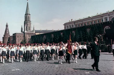 Parade des Jeunes Pionniers, Place Rouge, Moscou, 1972