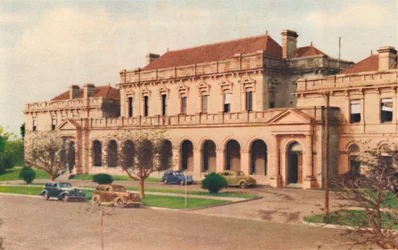 Parlement, vers 1947