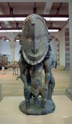 Statue de dieu polynésien