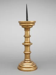Chandelier à broche, début des années 1500
