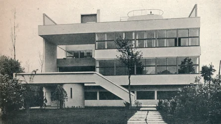 Maison privée à Garches, près de Paris : façade du jardin. Architectes, Le Corbusier et Pierre Jeanneret