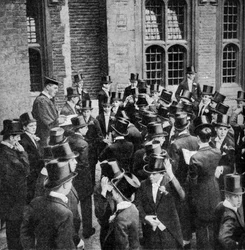 Appel des Étoniens le 4 juin, Berkshire, vers 1922